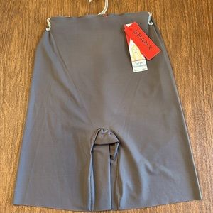 Spanx Thin..stincts